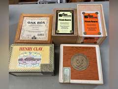 Various cigar/tobacco boxes.