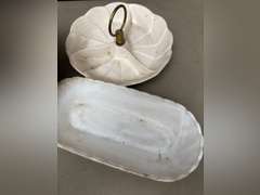 White glass bowls