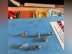 9 Board Games. Not sure they are complete sets.