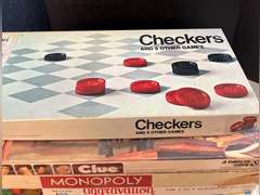 9 Board Games. Not sure they are complete sets.