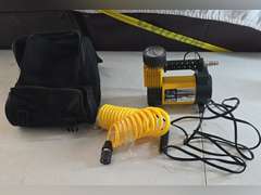 Car lighter air compressor