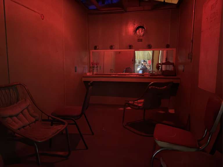 Dressing room cleanout