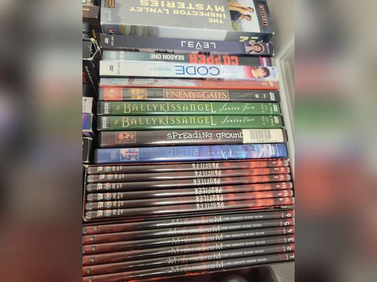 DVDs See Photos For Titles and CD/DVD Storage Cases - Northern Kentucky ...