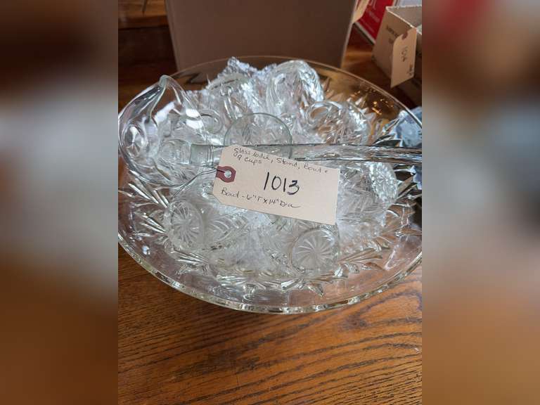 Punch bowl with 9 cups and glass ladle