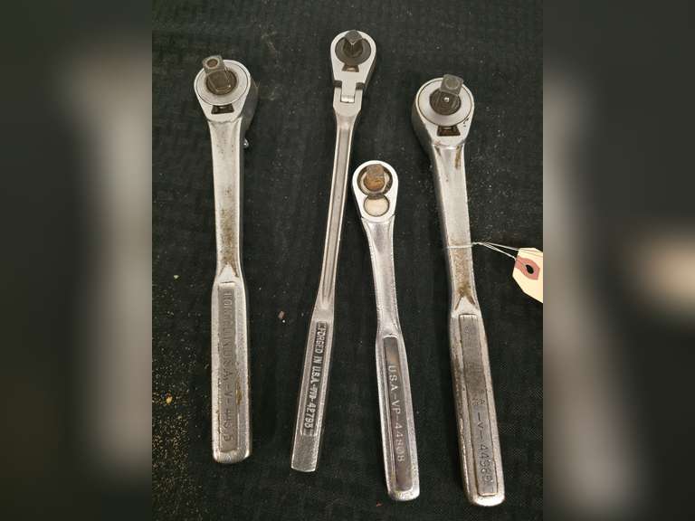 Used Ratchets Craftsman ratchets - Northern Kentucky Auction, LLC