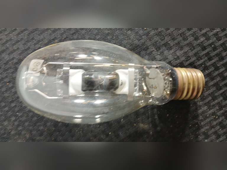 Multi-Vapor Metal Halide Lamp Bulb