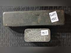 C S Company Quadruple Plate Hair Pin Box with 1 Hair Pin