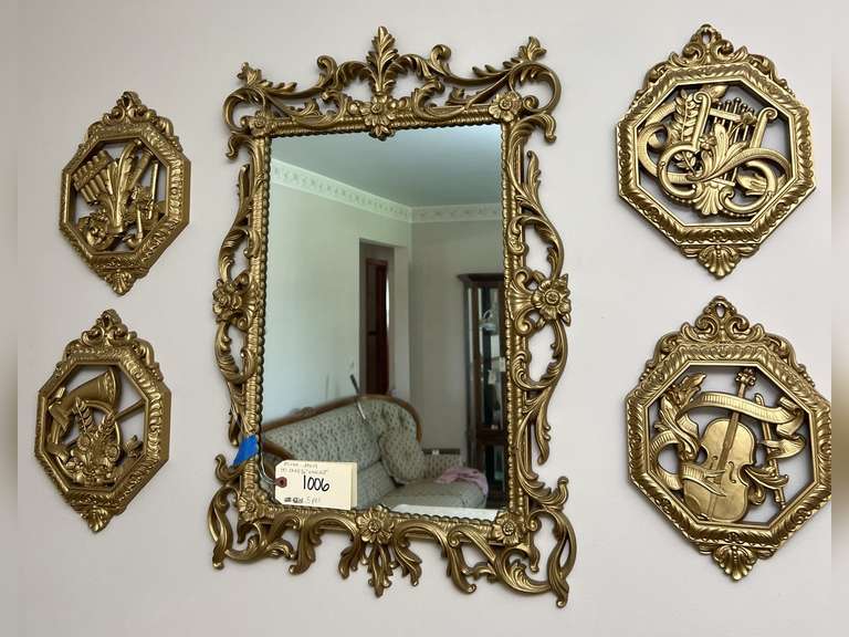 Wall mirror and medallions by HOMCO. See tag for dimensions.