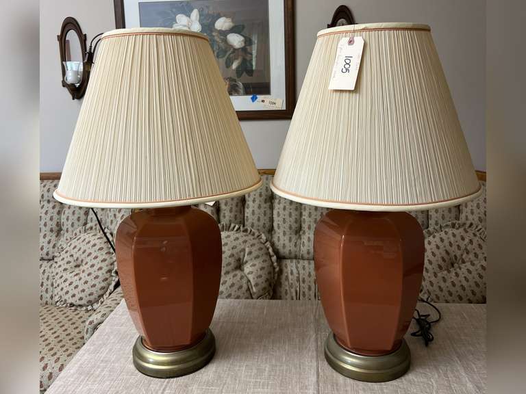 Pair of matching table lamps, 30” tall. Working when tested.