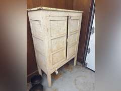 Estate in Williamstown Ky. Furniture, Appliances, Cast Iron, Tools, and much more
