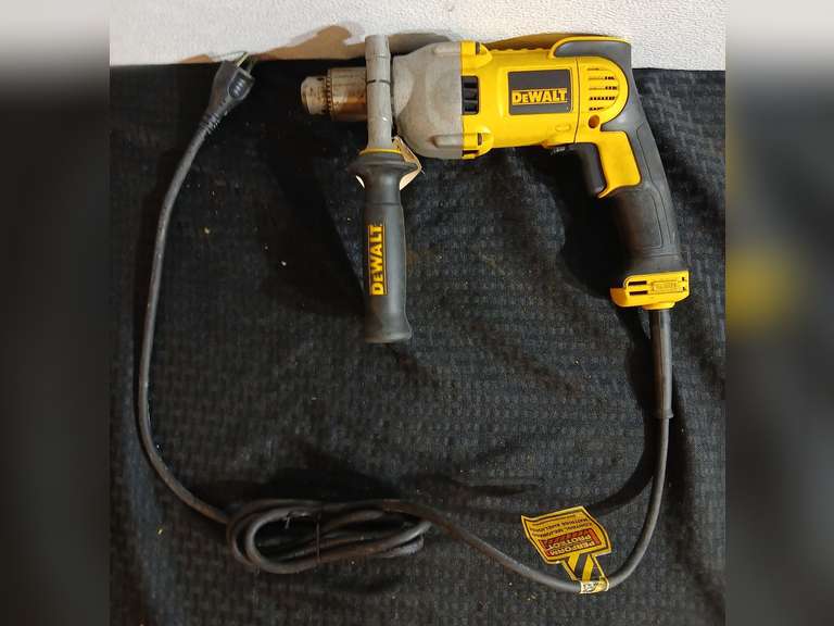 DeWalt 1/2" VSR Drill