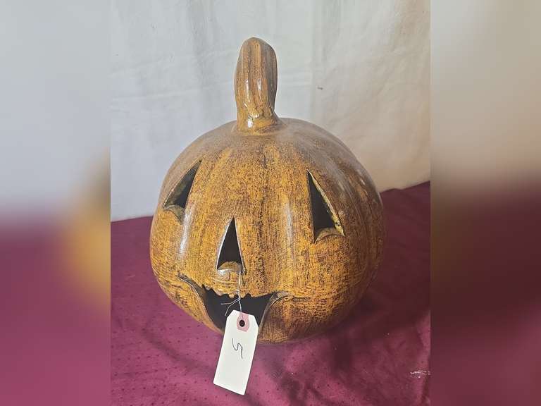 Ceramic jack-o-lantern