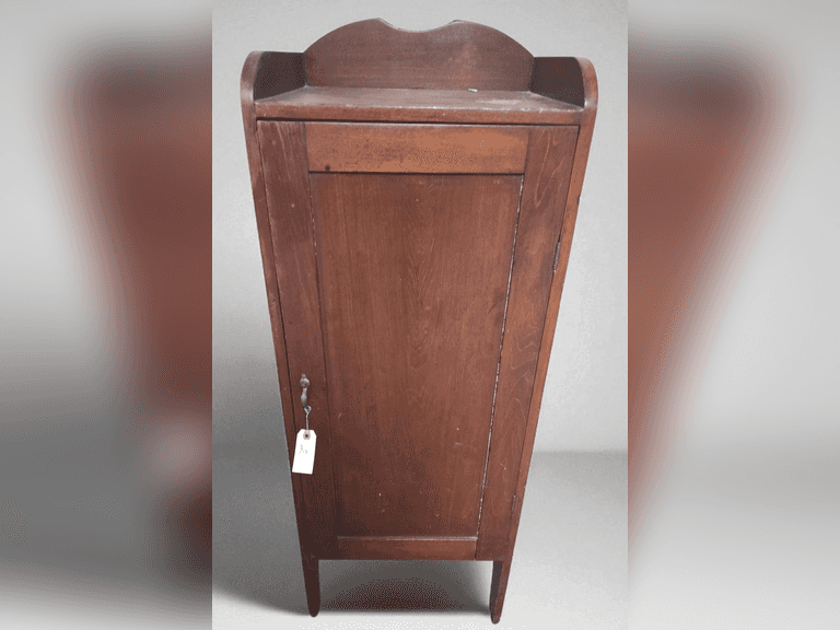 Possible Stickley Furniture Co. / Arts and Crafts / Music / Bar Cabinet Antique, 4 Shelves - 17x14x47in