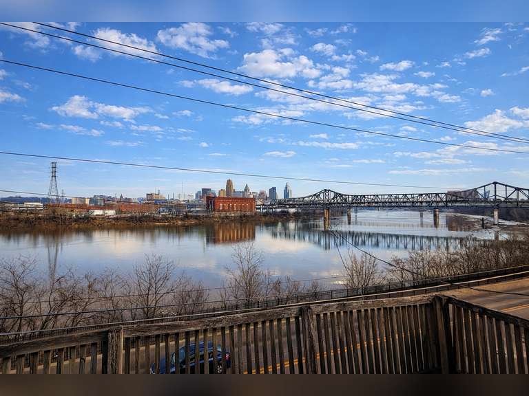 West Covington 2 bdrm 2 bath with River/Skyline View