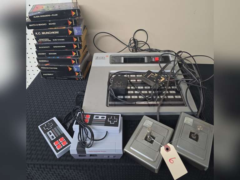 Microprocessor Games Magnavox Odyssey Microprocessor with Various Games - Northern Kentucky ...