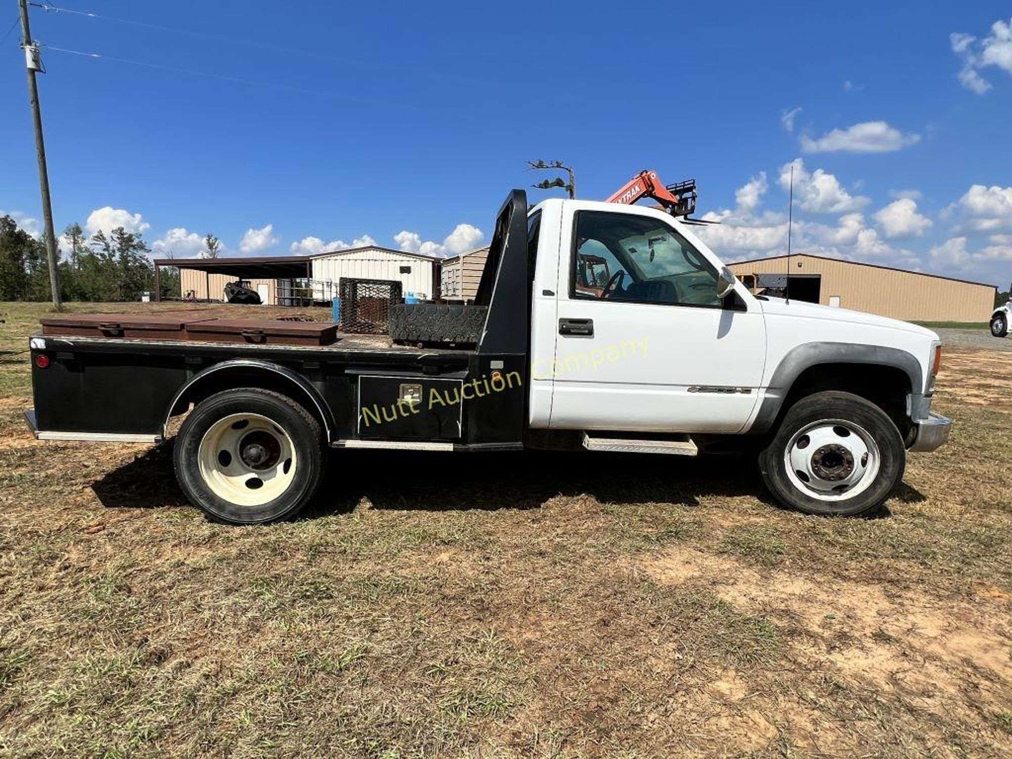 1995 Chevy 3500 R Cab 454 Gas V-8 Engine Miles showing 121,136 W/TITLE -  Nutt Auction, image size:2000x1500
