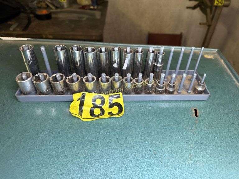 Craftsman 3/8in drive metric sockets