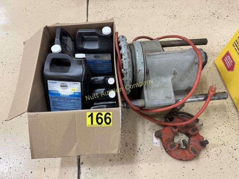 Ridgid 300 pipe threading machine & thread cutting oil