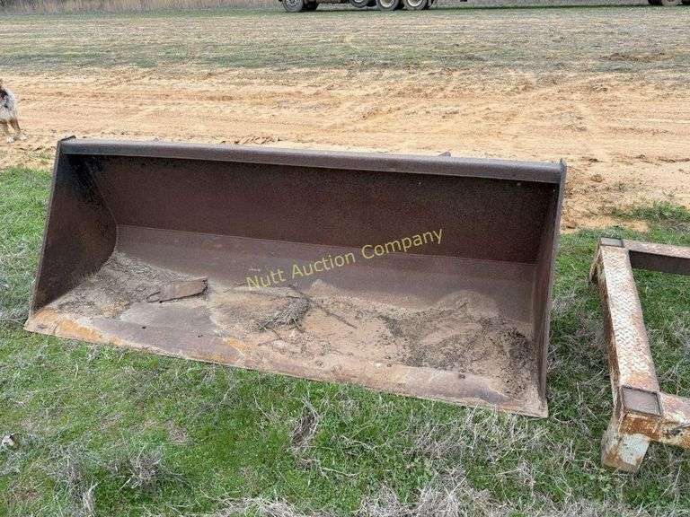 8 Foot Quick Attach Bucket