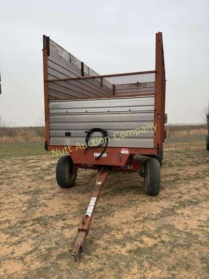 H & S  HS614 18' Forage Wagon Rear unload hydraulic drive, tandem rear axle, Sr# 79590, 28,000 lb. capacity
