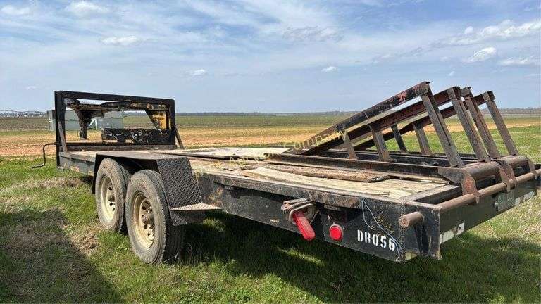 West Wind Gooseneck Trailer, Dual Axle, Fold-up Tandem Axle, NO TITLE SR# 4MRCH2027SP005205