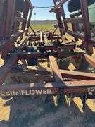 Sunflower 1331-20 20' offset disc w/hydraulic fold Sr# 35741-83