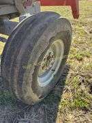 Massey-Ferguson 383 Tractor with MF 236 Loader. 3126 hours showing. NO BRAKES. Massey-Ferguson NO BUCKET. MF 383 Tractor, fea