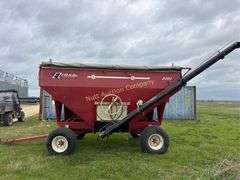 E-Z Trail 3400 Grain Cart, 400 Bushel Capacity, 12