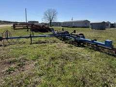 DMI 28' hydraulic fold Crumbler