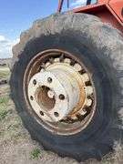 Allis Chalmers 7050. For parts to repair. Condition unknown.