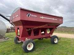 E-Z Trail 3400 Grain Cart, 400 Bushel Capacity, 12