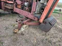 Allis Chalmers 7050. For parts to repair. Condition unknown.