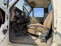Ford Flatbed Truck - NON RUNNING - NO TITLE