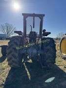 Massey-Ferguson 383 Tractor with MF 236 Loader. 3126 hours showing. NO BRAKES. Massey-Ferguson NO BUCKET. MF 383 Tractor, fea