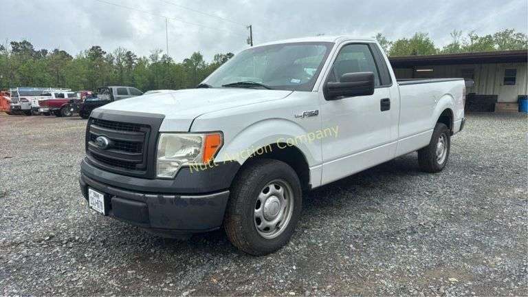 2013 Ford F-150 XL WITH TITLE Vin 1FTMF1CM6DKF05877 Miles showing 89,596.5 Engine V6, 3.7 Long Wheel Base, 2 Door Base Model
