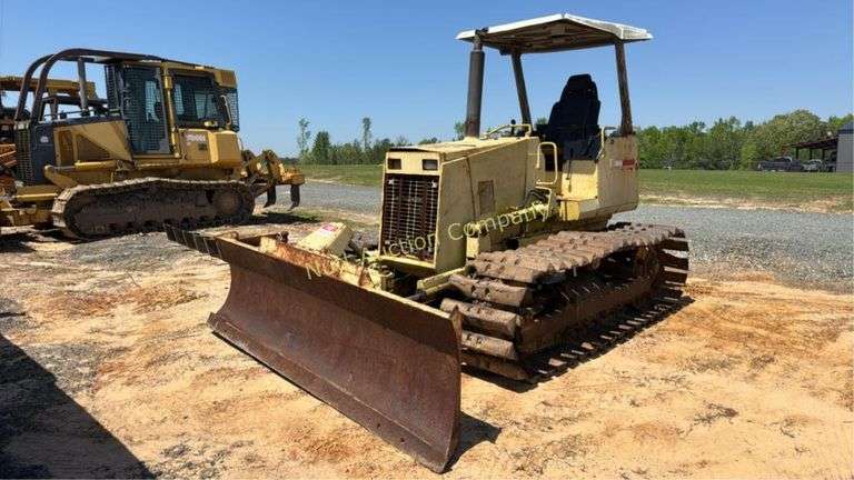 Komatsu D31 Dozer Hydraulic 6 Way Blade - Steering issues
