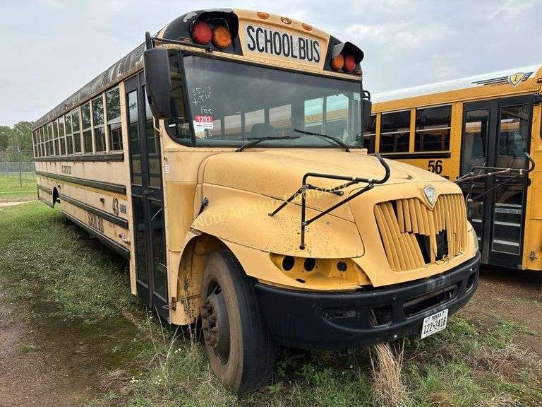 2005 IC Corp School Bus WITH TITLE Vin 1DRBUAFN88B539936 Miles showing Unknown 71 Capacity, NON RUNNING
