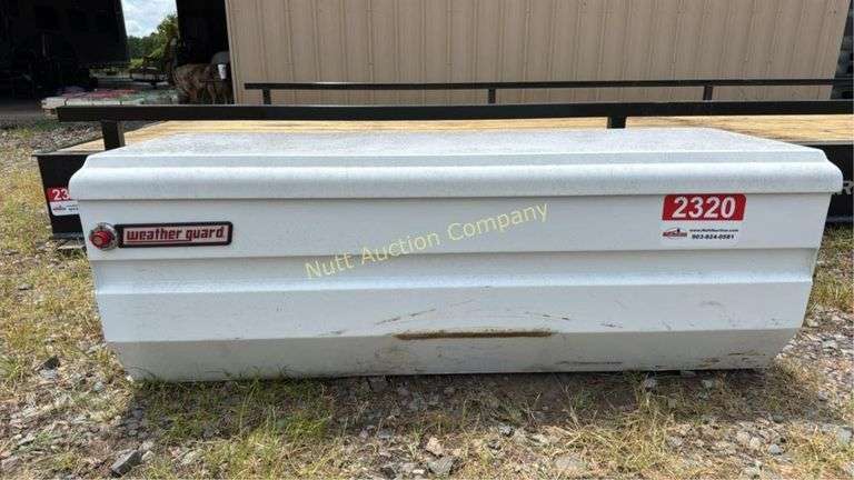 Weather Guard Truck Tool Box 655-3-01, Serial: 122