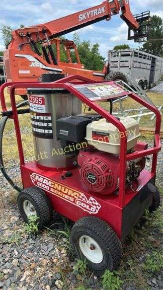 Used Easy-Kleen Magnum 4000 Series GS-18 Hot Wate BAD WATER PUMP. MOTOR RUNS