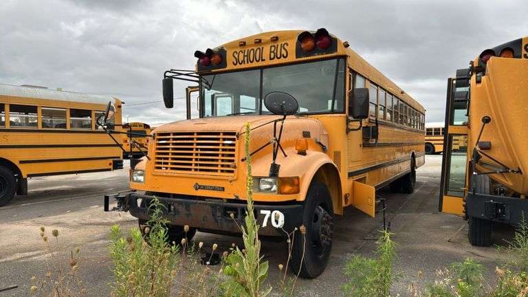 1999 AmTran CS3111 School Bus, 71 Seats, T444E Diesel-NON RUNNING- MSO and BILL OF SALE