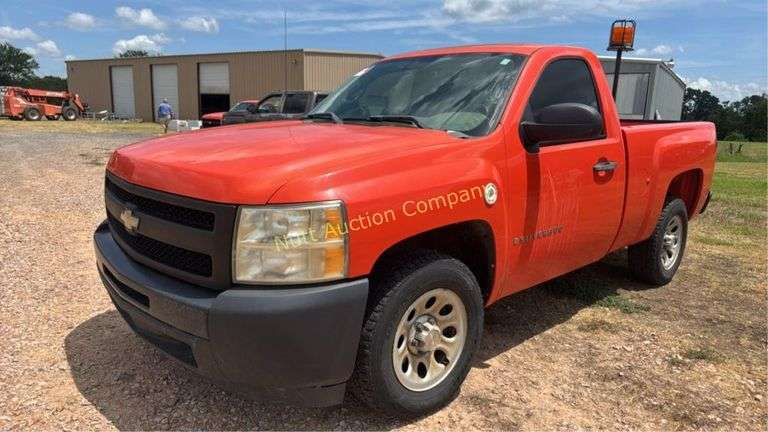 2009 Chevrolet Silverado 1500 Vin 1GCEC14X99Z130989 Drivetrain 4x2 Miles showing 177,992 Engine V6, 4.3 Automatic transmissio
