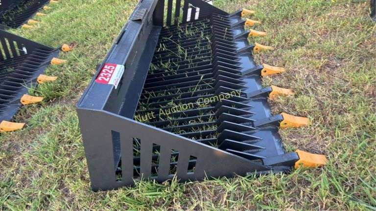 LandHonor RB-14-72W Skid Steer Rock Bucket, 72" W