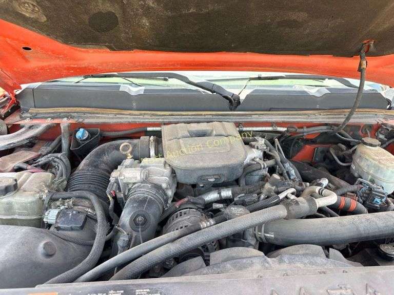2011 Chevrolet Silverado 3500 Utility Service Truc Vin 1GB3CZCL2BF254831 Engine V8, 6.6 T Service bed and ladder rack.  NON-R