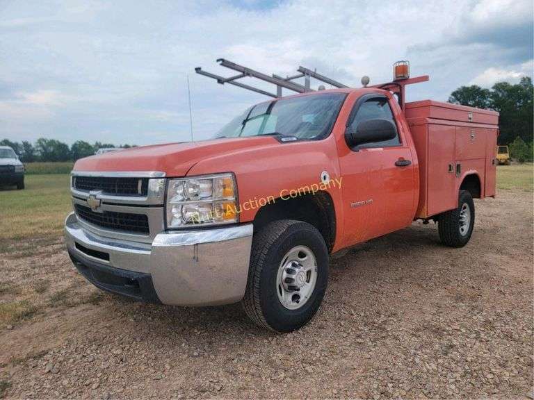 2010 Chevrolet Silverado 2500 Vin 1GB3CVBK0AF153609 Drivetrain 4x2 Miles showing 312,430 Engine V8, Vortec 6000 2WD, Utility 