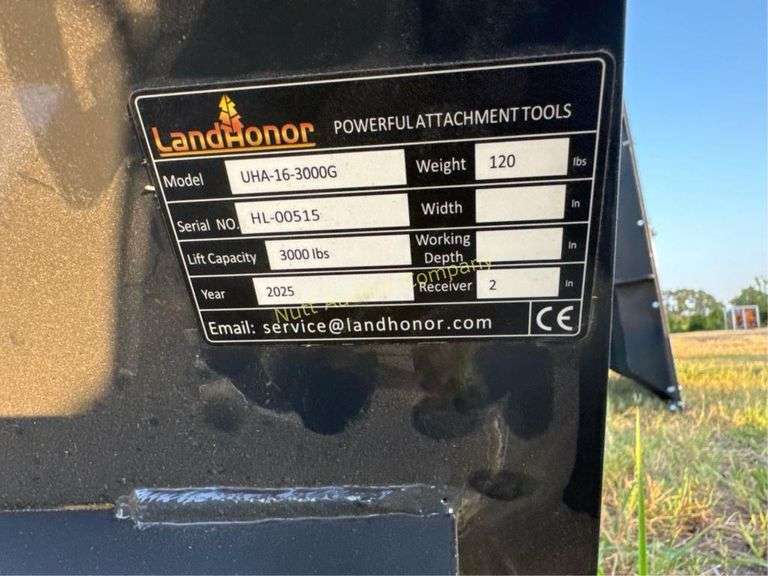 LandHonor UHA-16-3000G Utility Hitch Adapter, 3000