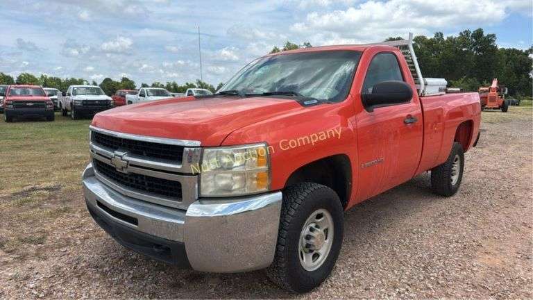 2009 Chevrolet Silverado 2500 Vin 1GCHC44K69E128627 Drivetrain 4x2 Miles showing 260,661 Engine V8, Votrec 6000 Automatic tra