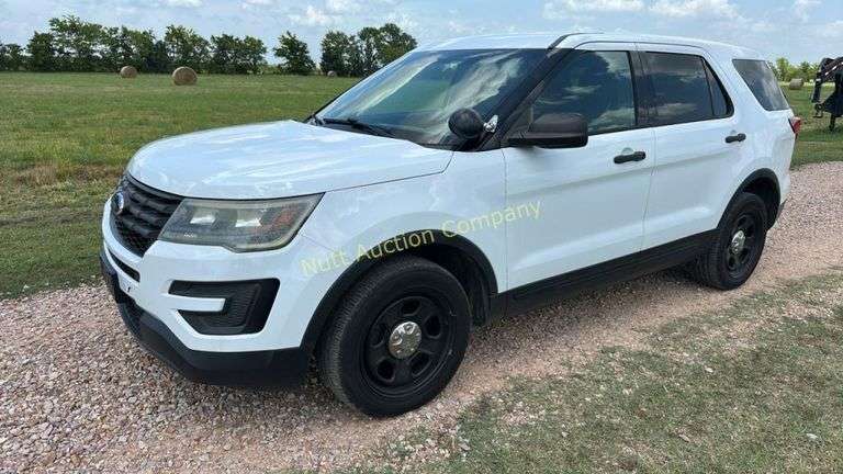2016 Ford Explorer Police Interceptor AWD Vin 1FM5K8AR5GGB65664 Miles showing 73,303 Engine V6, 3.7