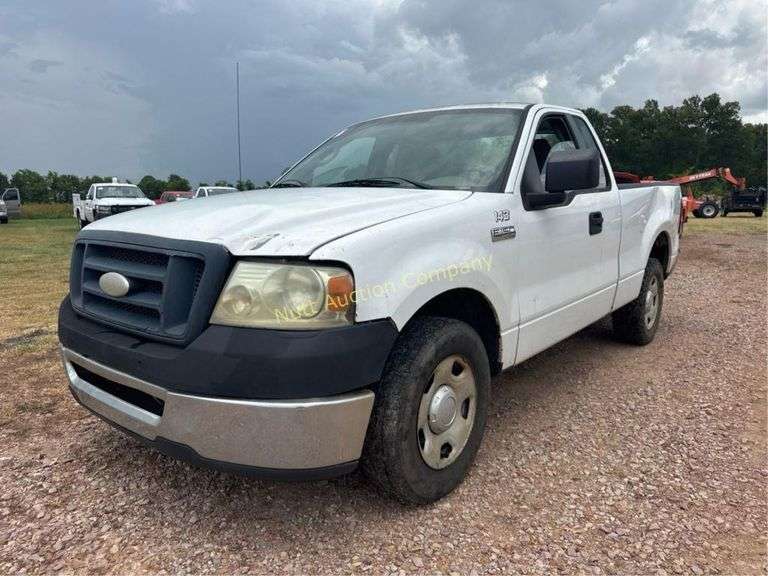 2008 Ford F-150 Vin 1FTRF12W28KD60139 Drivetrain 4x2 Engine V8, 4.6 Automatic transmission