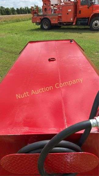 750 Gallon Fuel Storage Tank with Transfer Pump