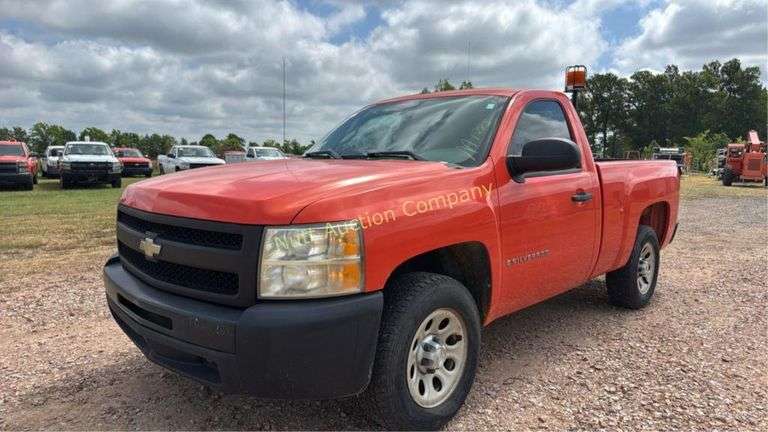 2009 Chevrolet Silverado 1500 Vin 1GCEC14X49Z130818 Drivetrain 4x2 Miles showing 165,800 Engine V6, 4.3 Web link: . Automatic